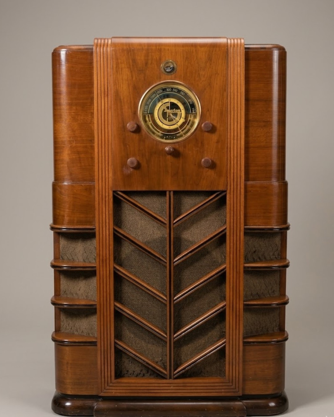 Art deco radio with elegant design