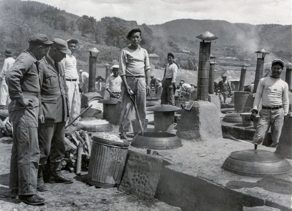 Photograph - People prepare food for POWs at the Geoje camp. Korea ...