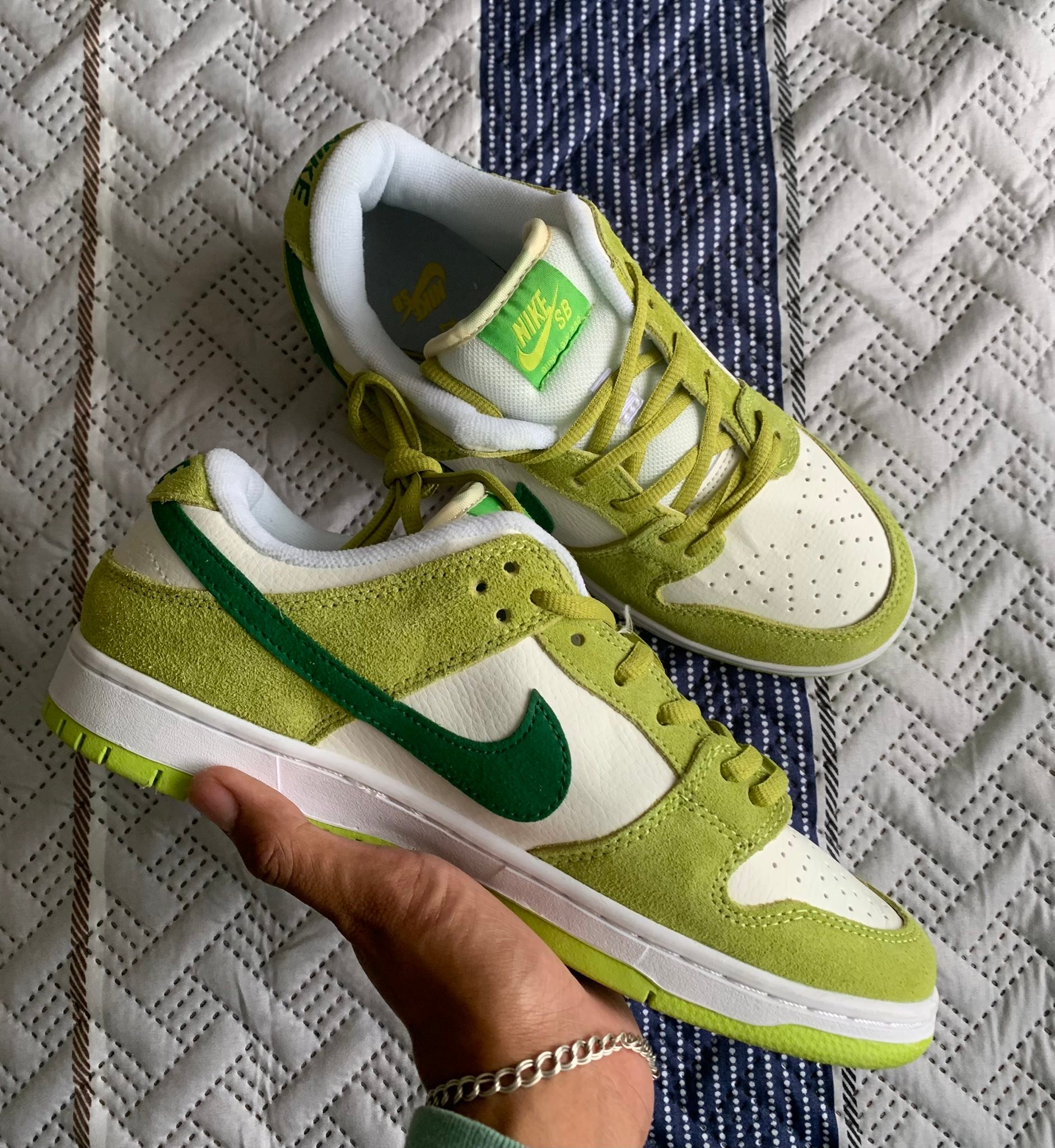 ? NIKE SB GREEN APPLE ? ESTADO:10/10 (NUEVOS) TALLA:8.5us/26.5cm 