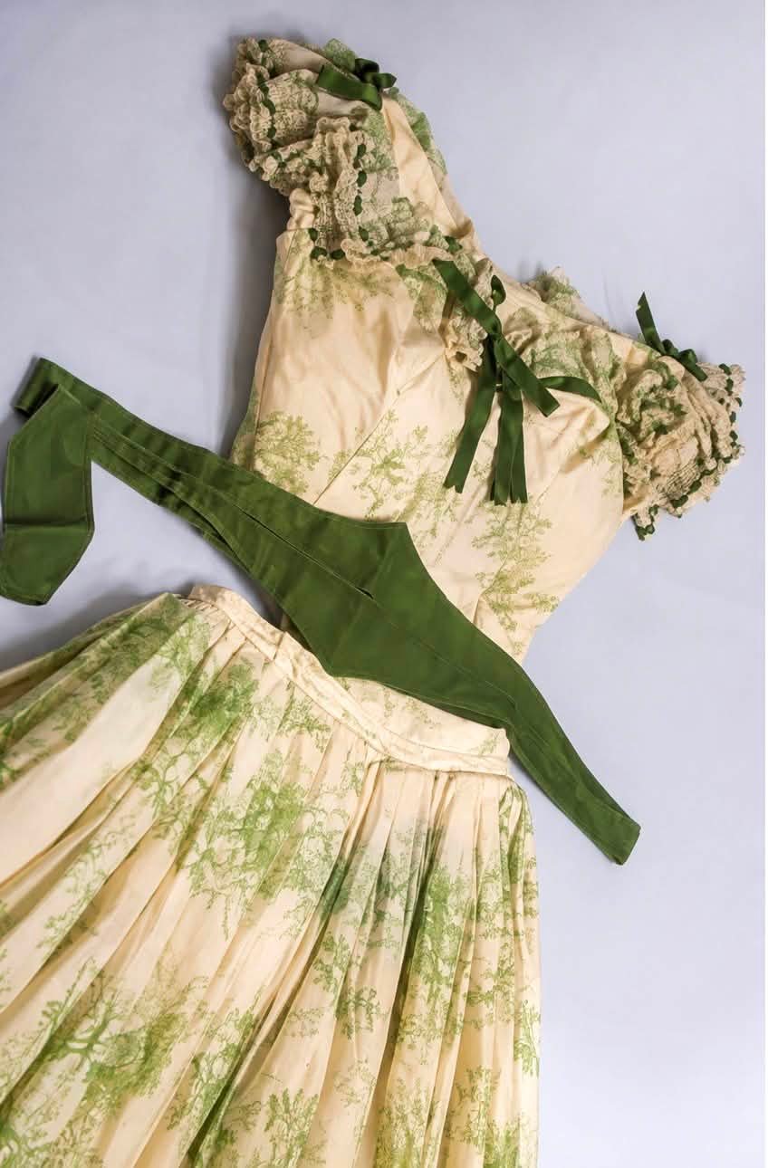 scarlett green dress O'Hara's iconic green-and-white barbecue from Gone with the Wind Autumn wedding dress
