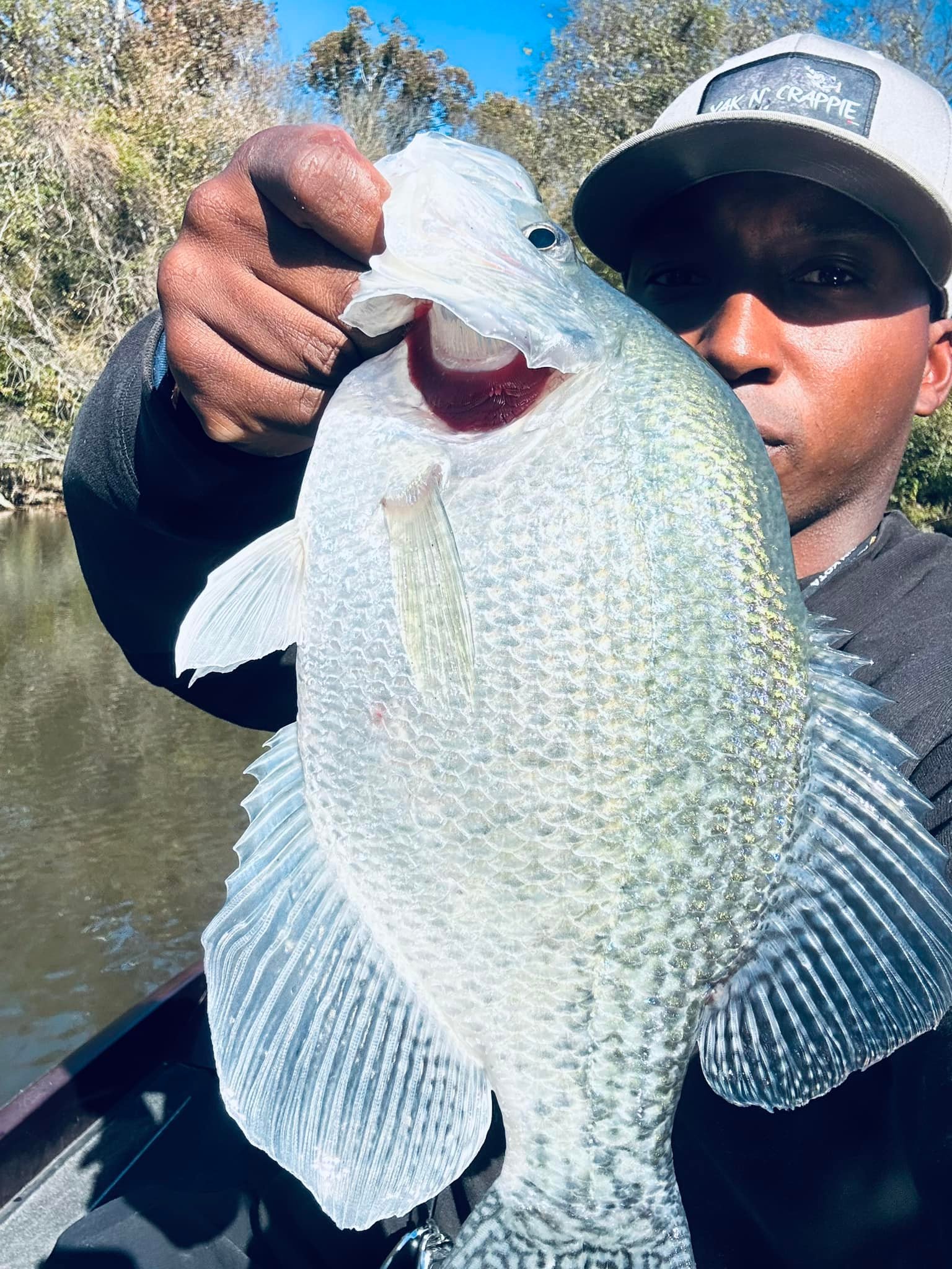 Virginia crappie fishing trip with heavy tackle