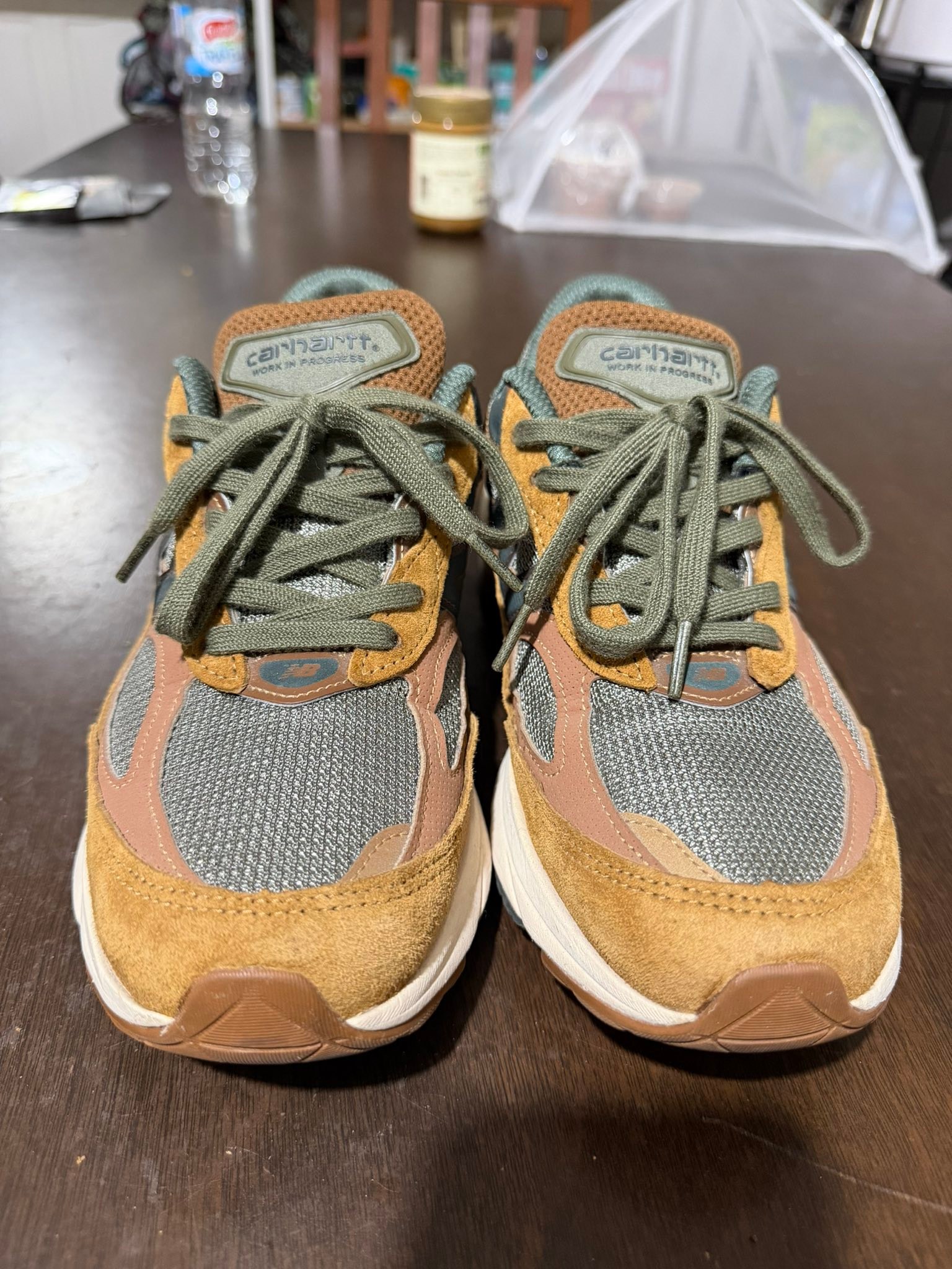 Carhartt WIP x New Balance 990 V6