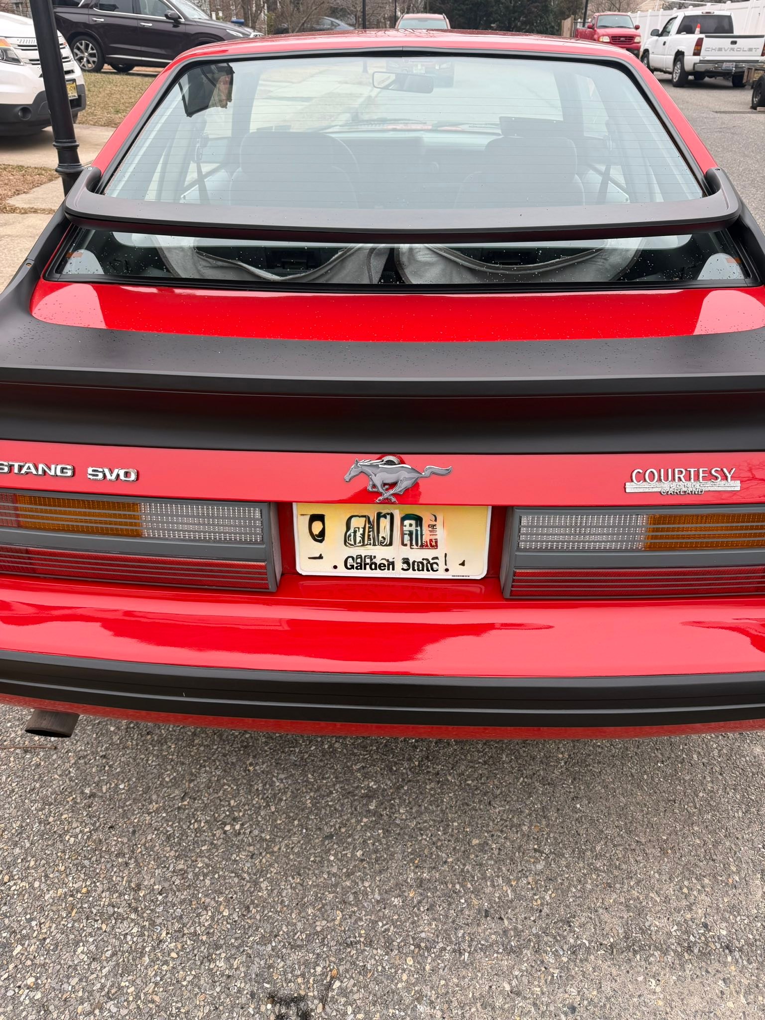 How many jalapeño red ￼1985.5 SVO mustangs were made with sunroof