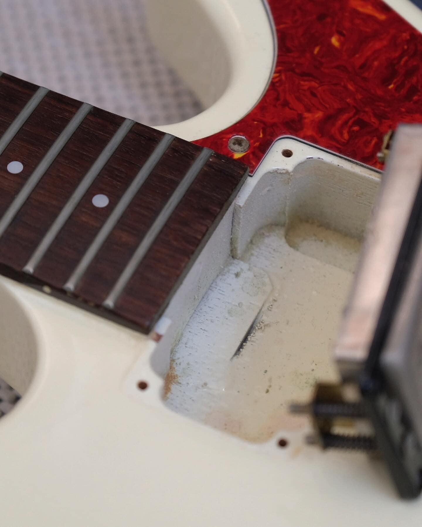 Unique Yamaha SG-RR with humbuckers and white finish