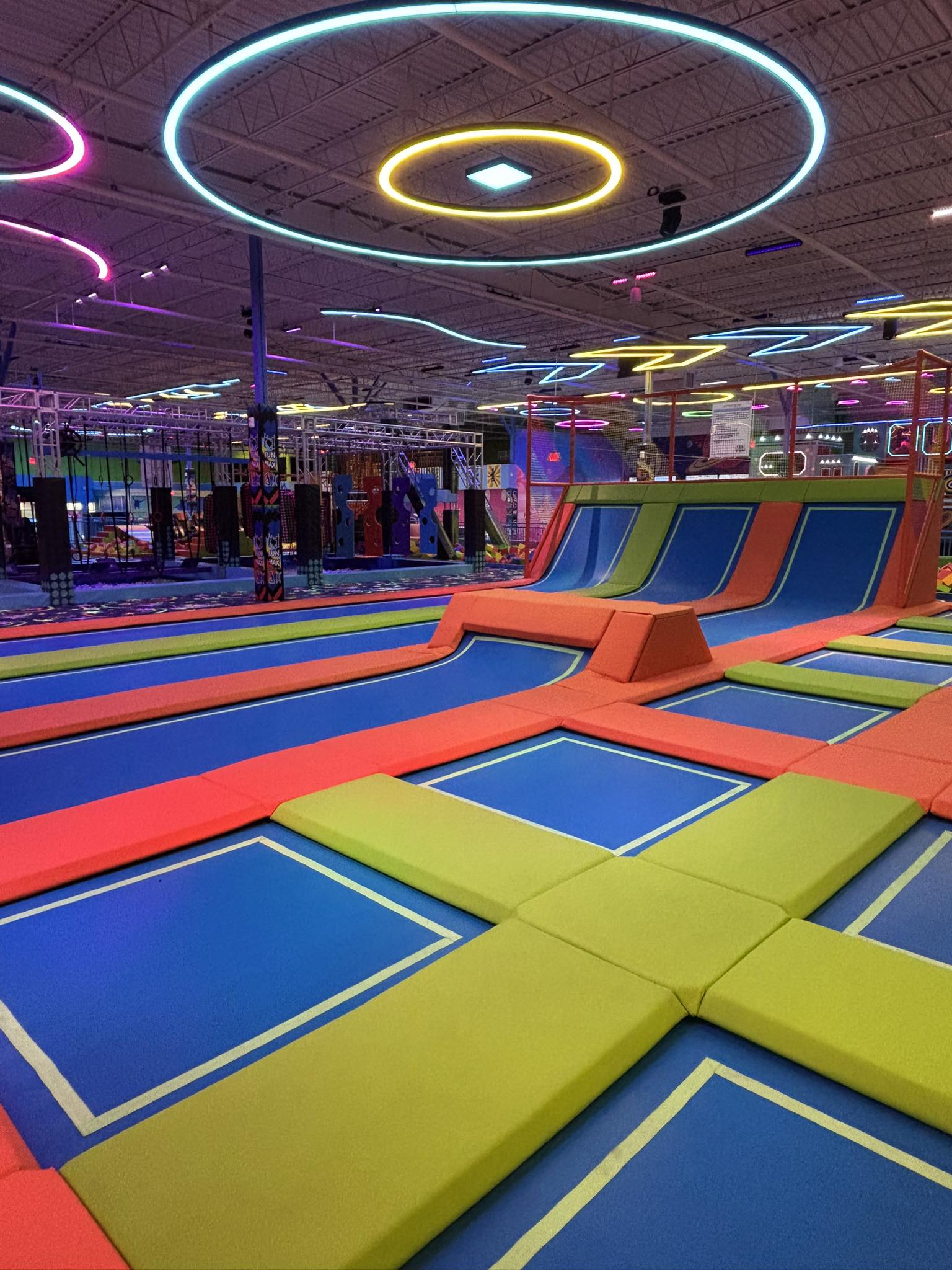 Fun Max Simsbury | Simsbury CT