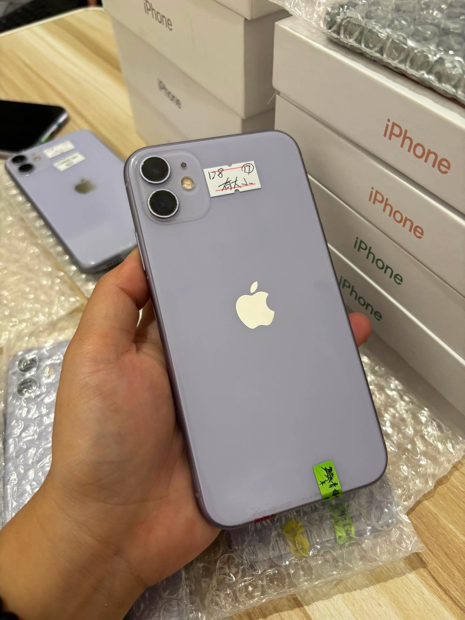 ? ₱8500 ONLY! ? ? iPhone 11 128GB ?? ✓ 128GB Storage ✓ 100 