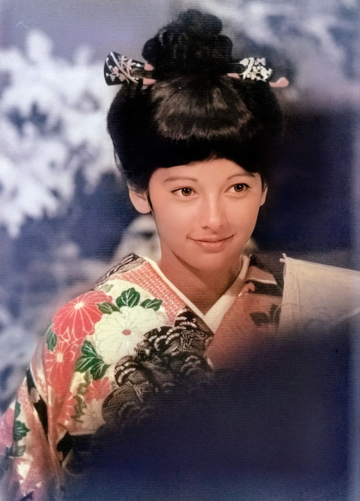 五月みどり（1939年10月21日85歳東京都） 昭和33年コロムビアレコード