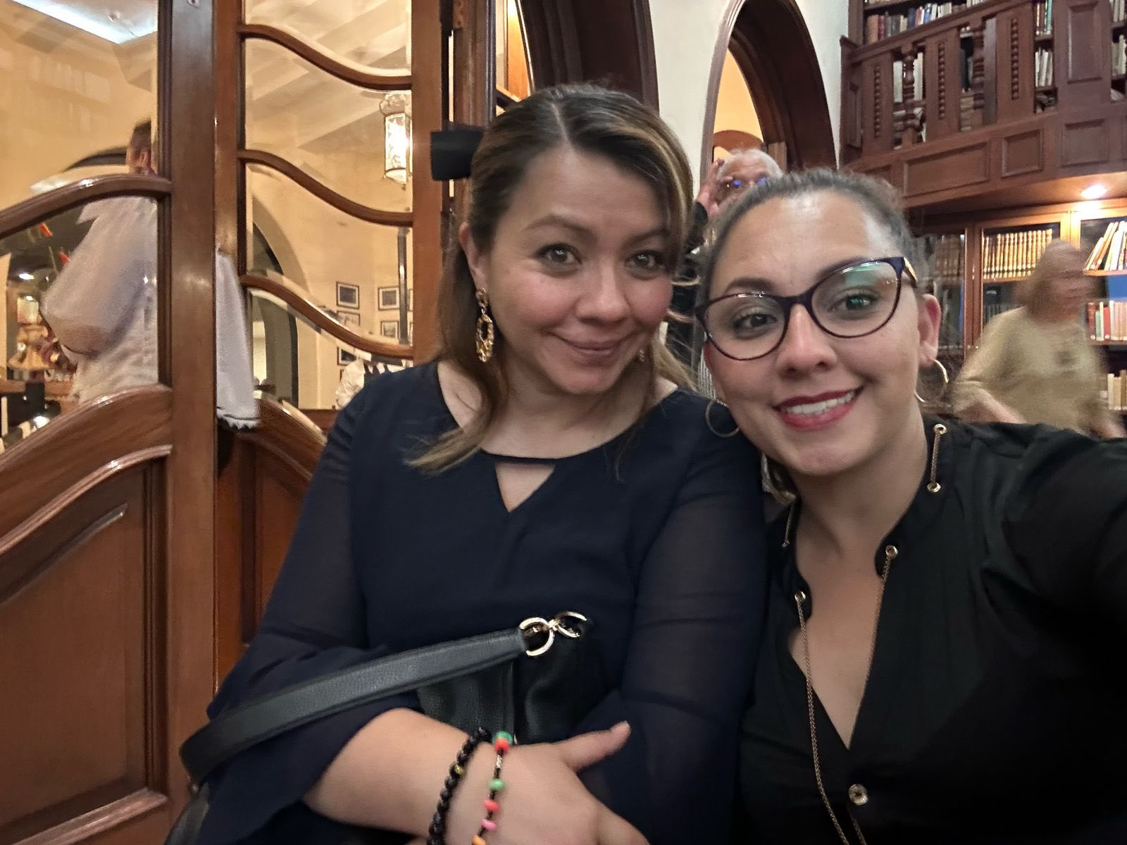 🎬 Proyección de la película “Mujeres del Alba” en la Ciudad de México 🎬 ...