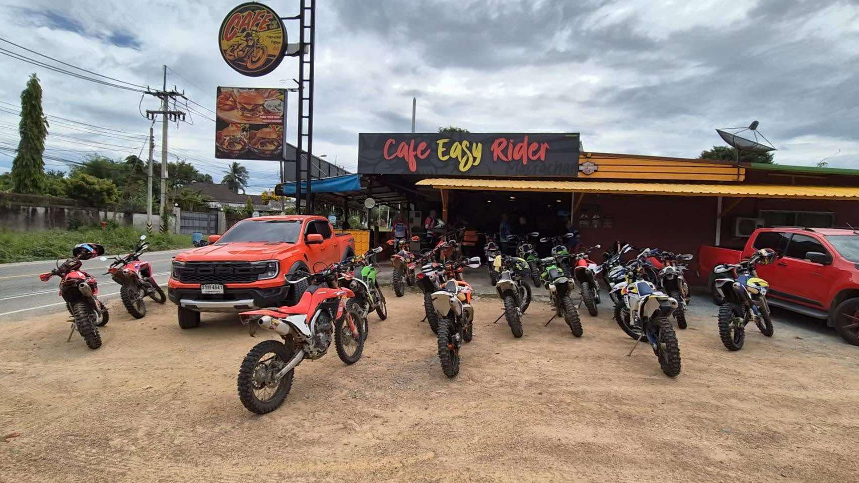 Cafe Easy Rider Maprachan | Amphoe Bang Lamung