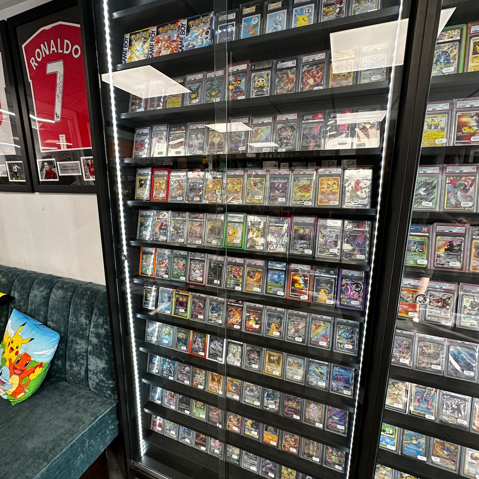 🚨 THE CARD WALL 🚨 The Card Wall is looking WILD right now