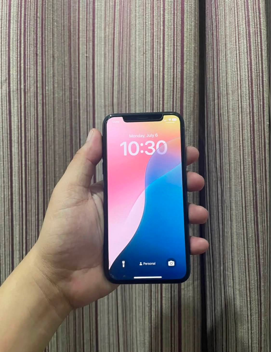 iPhone Xs 64GB NO ISSUE Face Id working True Tone Working WITH