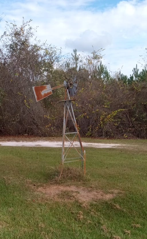 Fixing a broken windmill blade without the original part