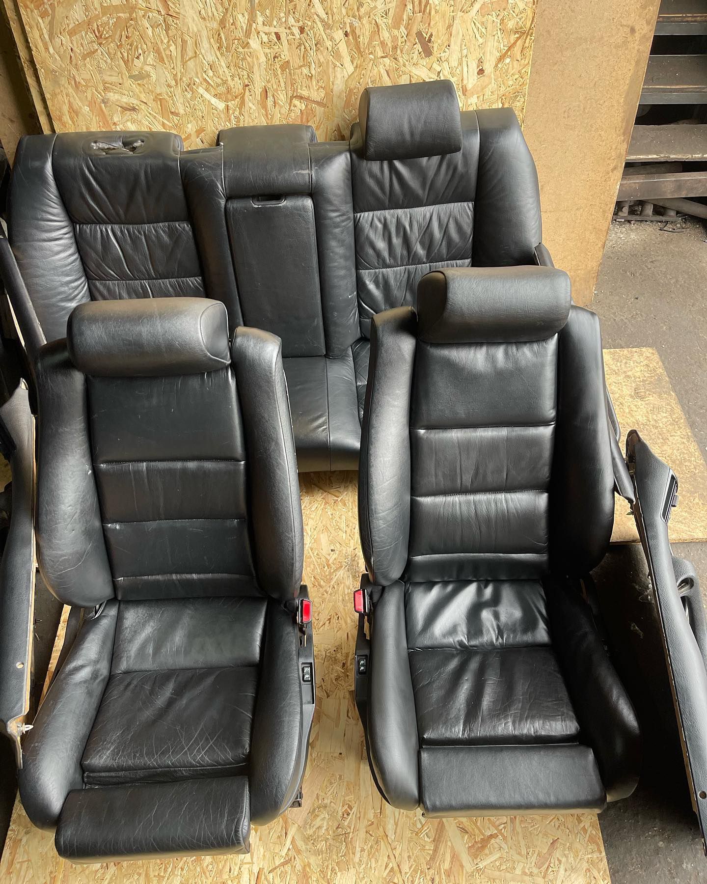 BMW E34 M-Tech 1 steering wheels E34 parts Garden