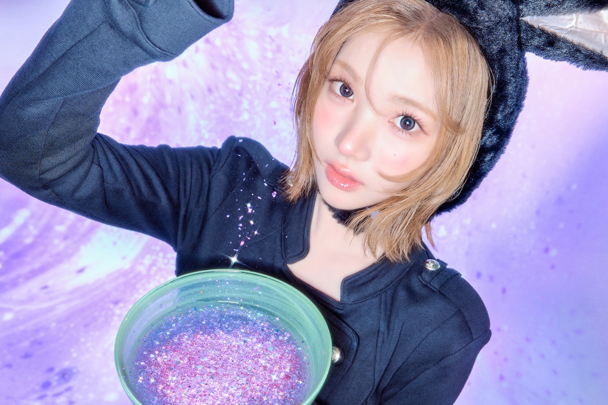Teaser Image 01 : Sugar & Spice #JIWOO Hearts2Hearts The 1st Japan