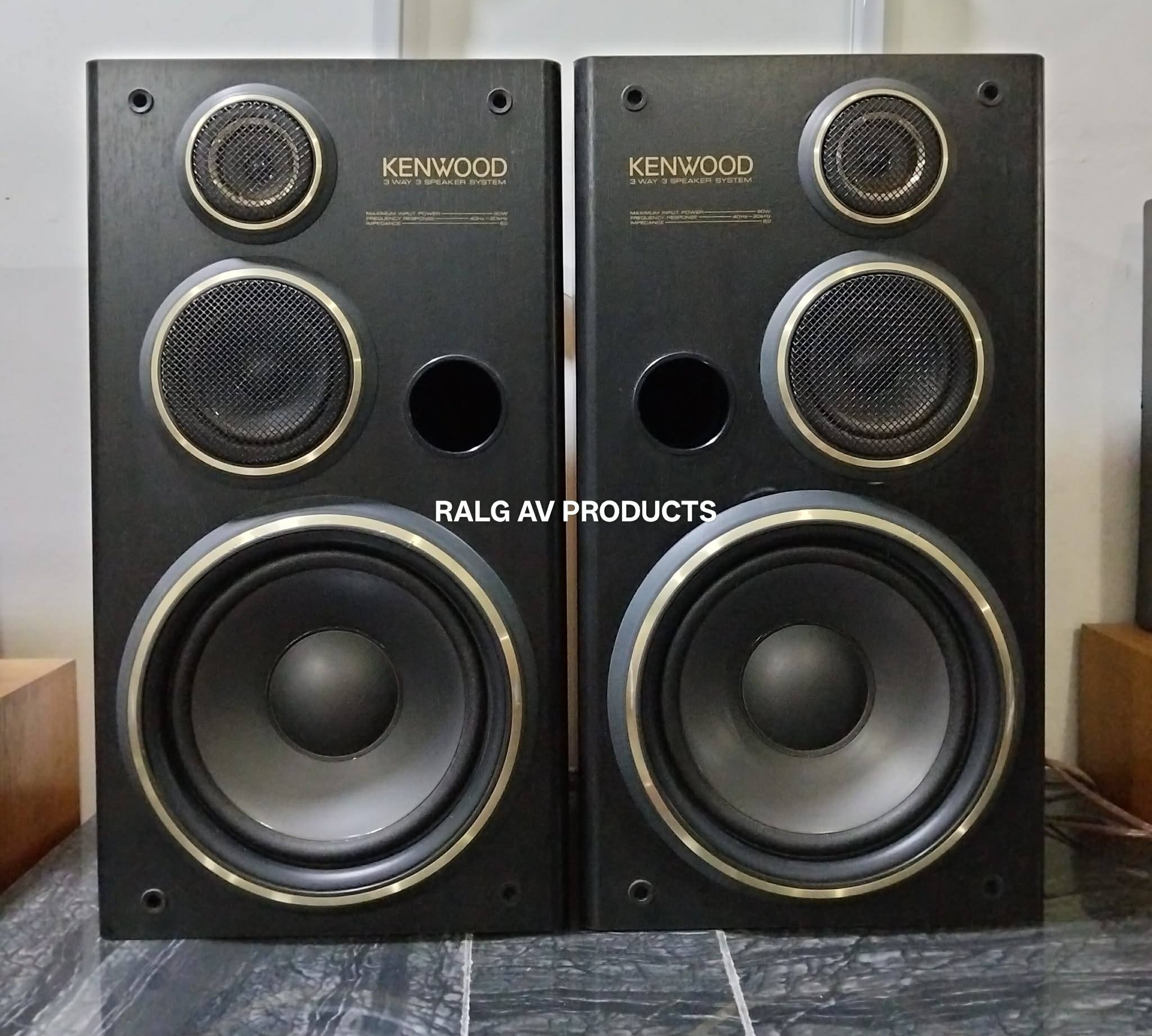Php 6,500 KENWOOD 3 WAY SPEAKER SYSTEM S-3J 80 WATTS 6 OHMS 10