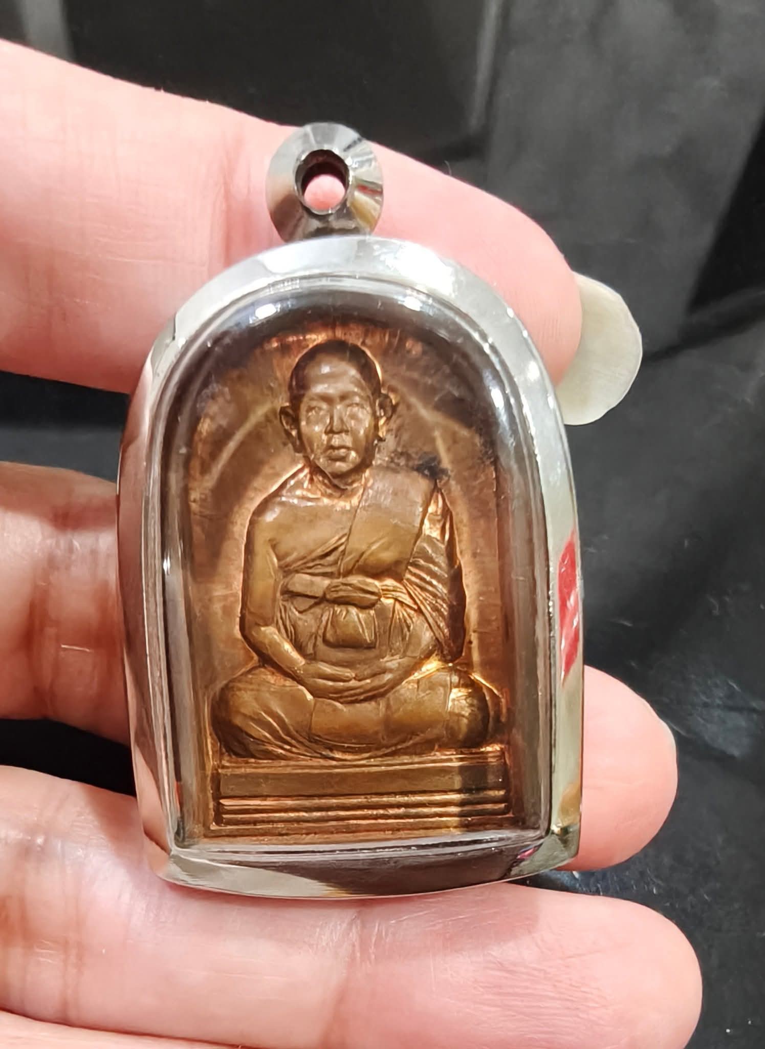 Phraku Weera's background and role at Wat Sutad