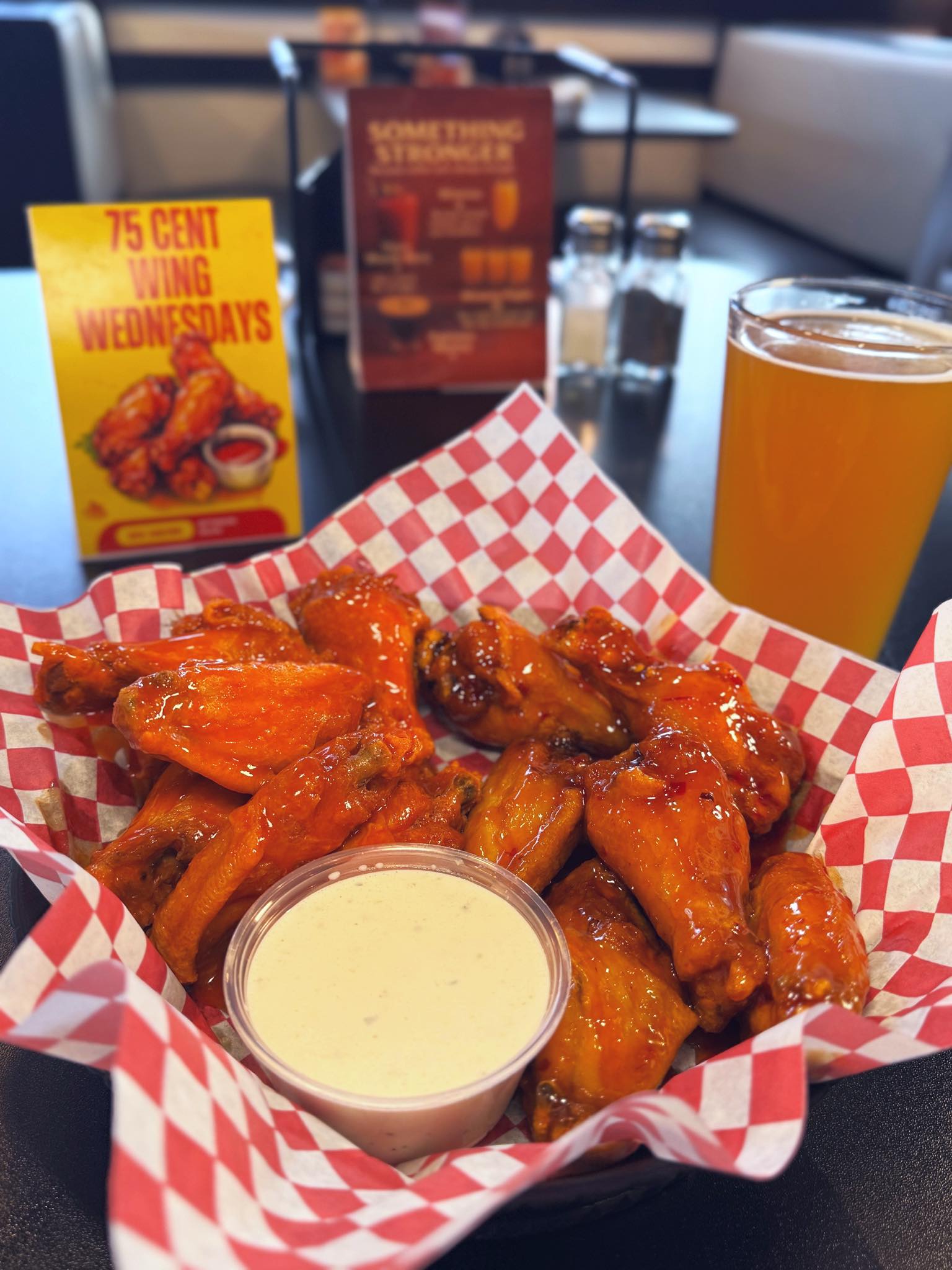 Wing Wednesday deals at local Iowa restaurant