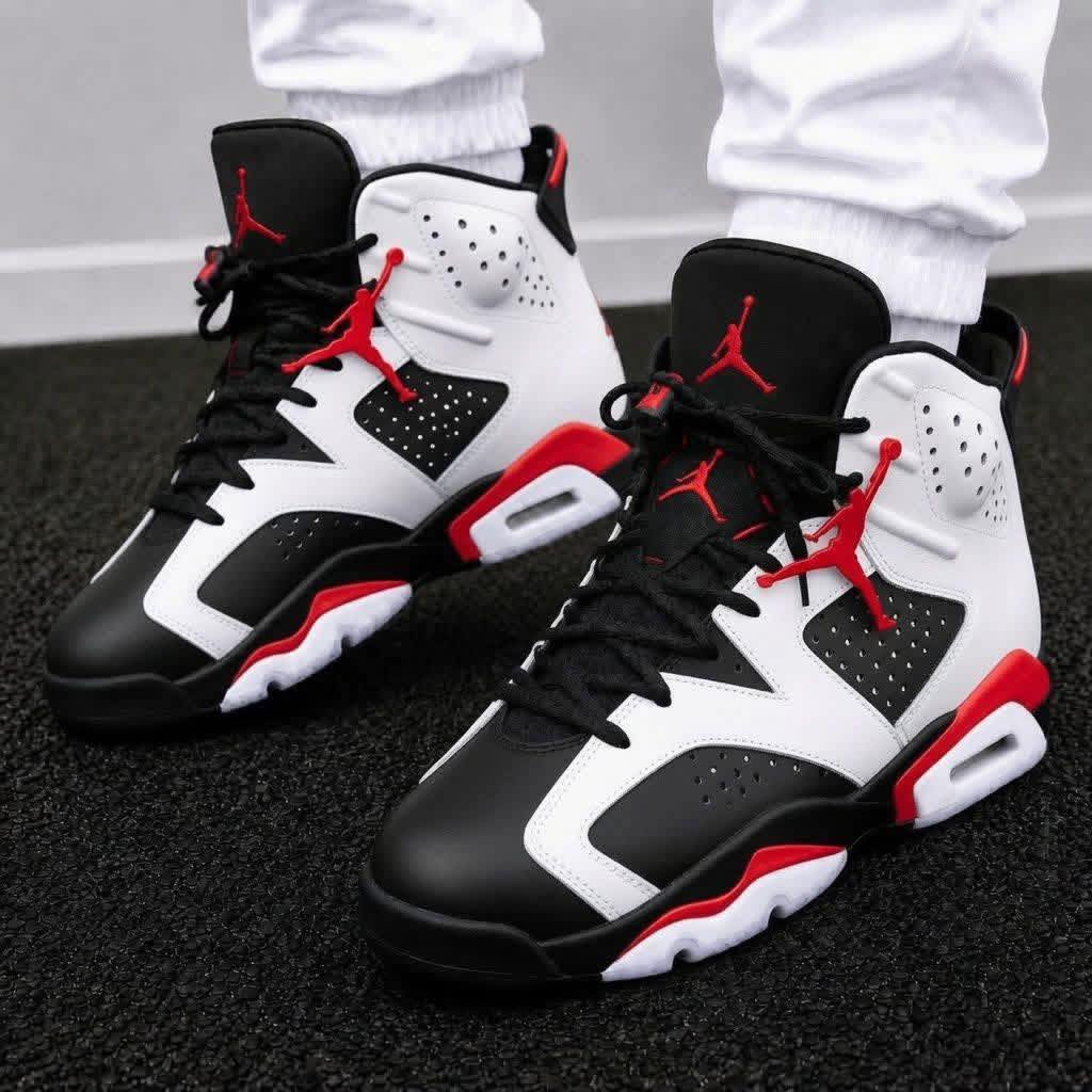 Jordan 6 “Triple White” 🤍🤍🤍 Drop your size for a pair ⬇️