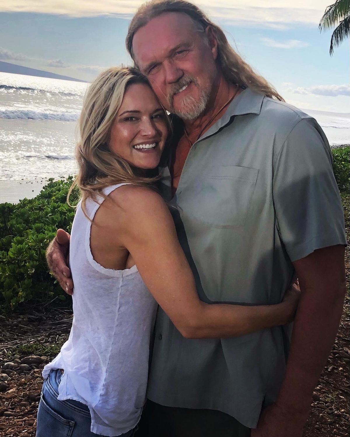trace adkins shot by wife julie curtis Image 9