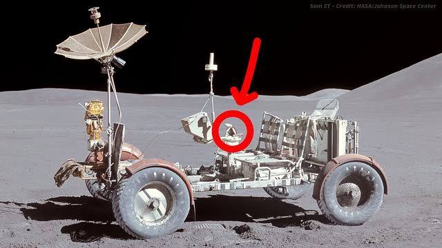 Space - Apollo 15 - The Lunar Rover at its final parking place Dave ...