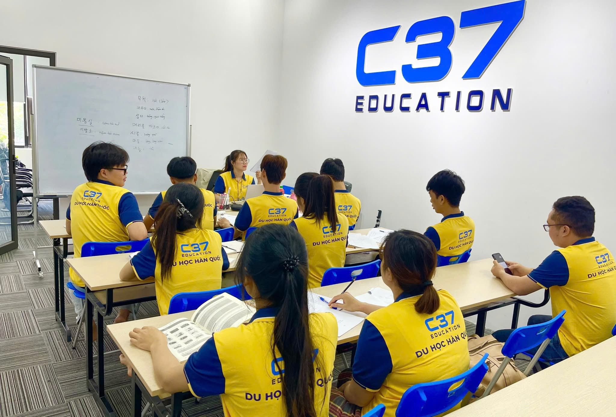 C37 Education | Vinh