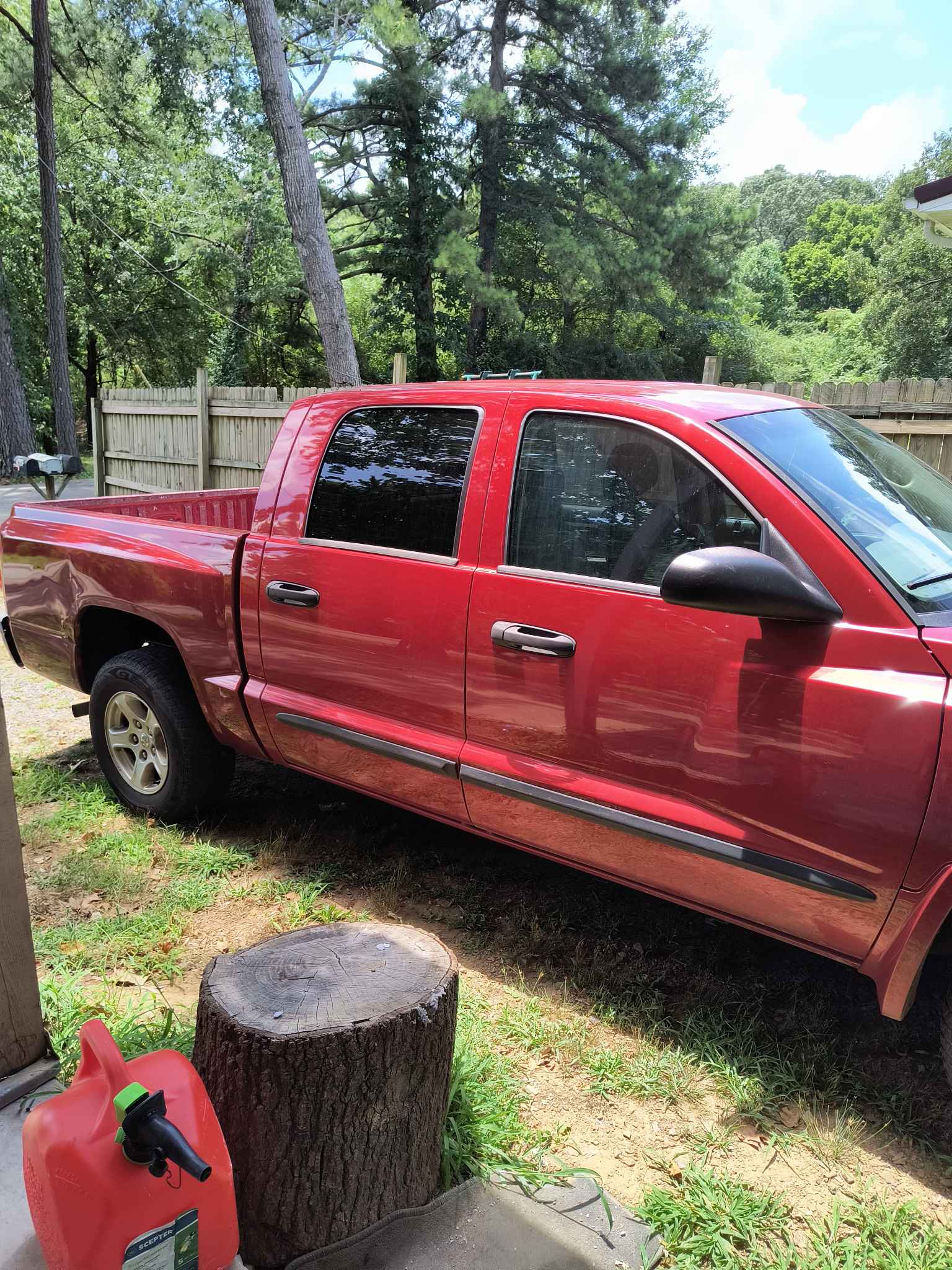 2009 Dodge Dakota Quad Cab · Pickup