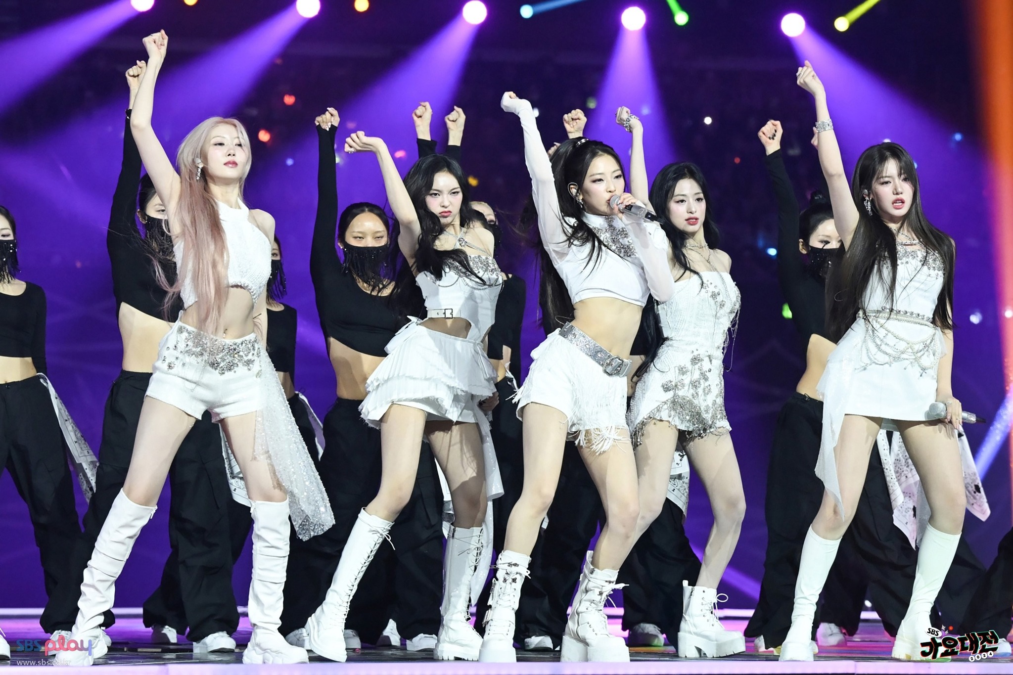 BABYMONSTER's performance of 
