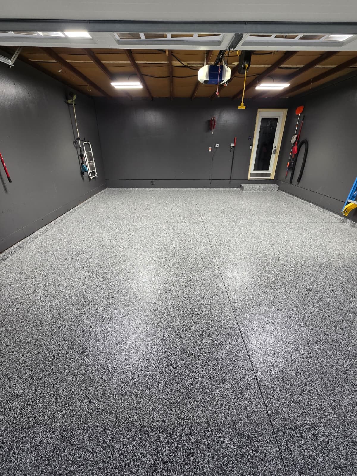 M&R Concrete Coatings LLC | Green Bay WI