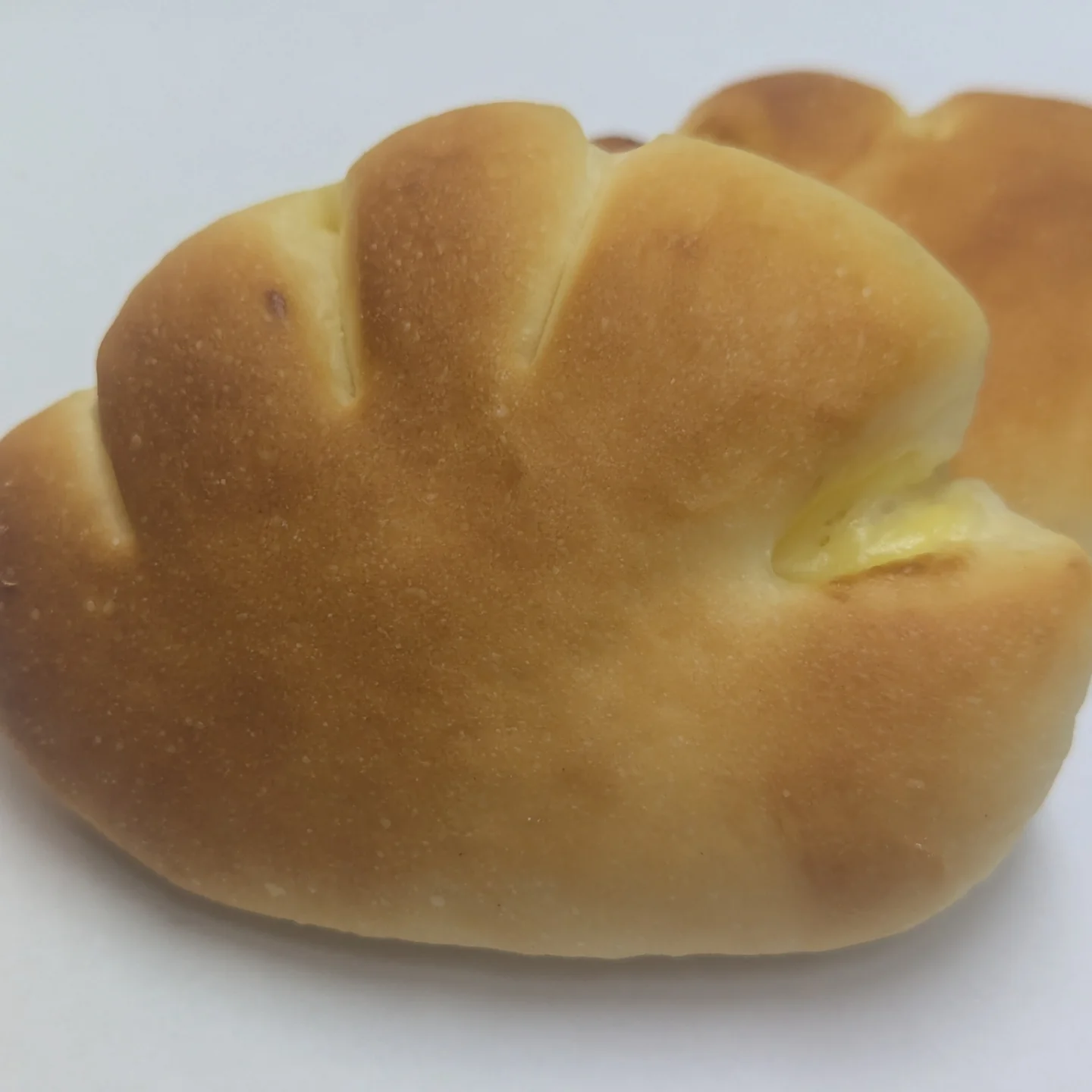 手 が クリーム パン