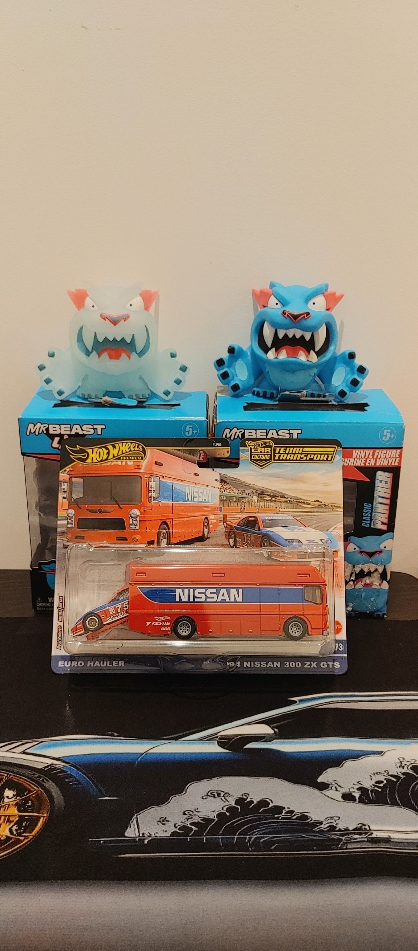 🔥 Hot Wheels Premium Team Transport! Euro Hauler + '94 Nissan