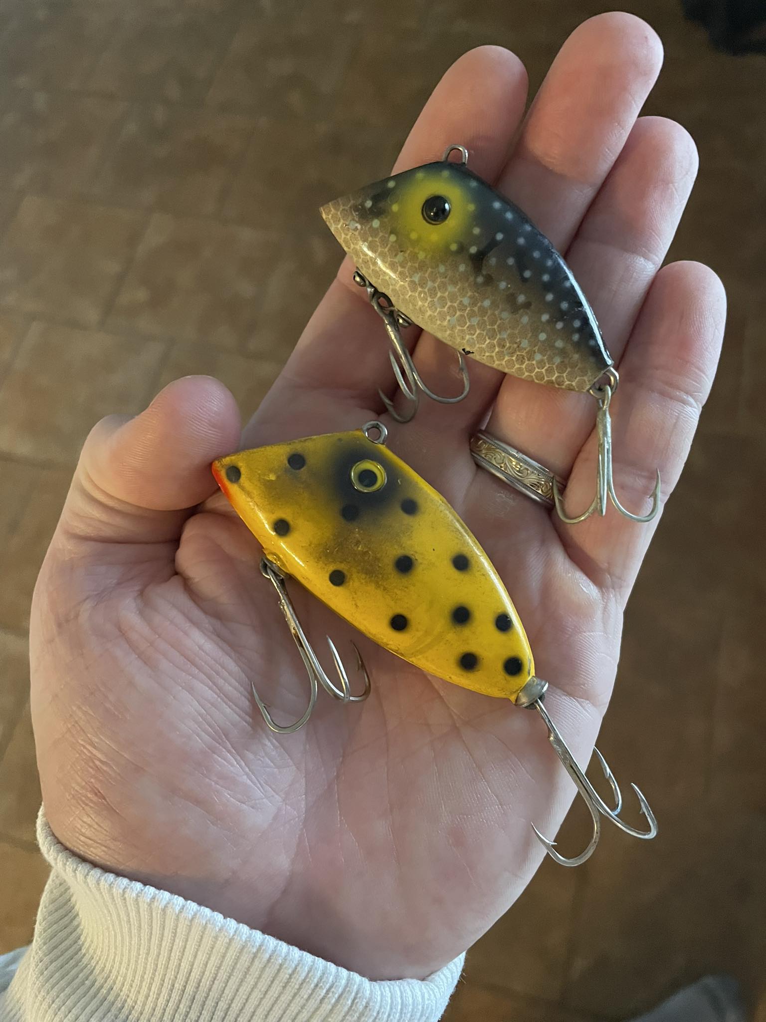 dick through a fish hook Deadly Long Jigging Lure, Blue crib length:1200 yds Daiwa Saltist 6500 Spinning Dick Nite Spoon is