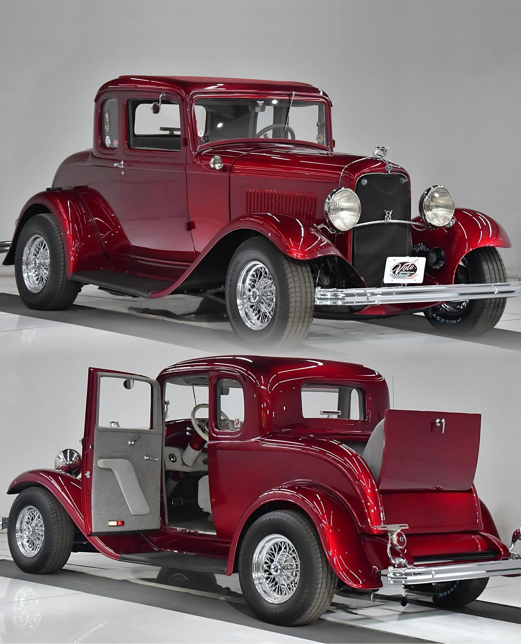 1932 Ford Deuce Coupe from American Graffiti