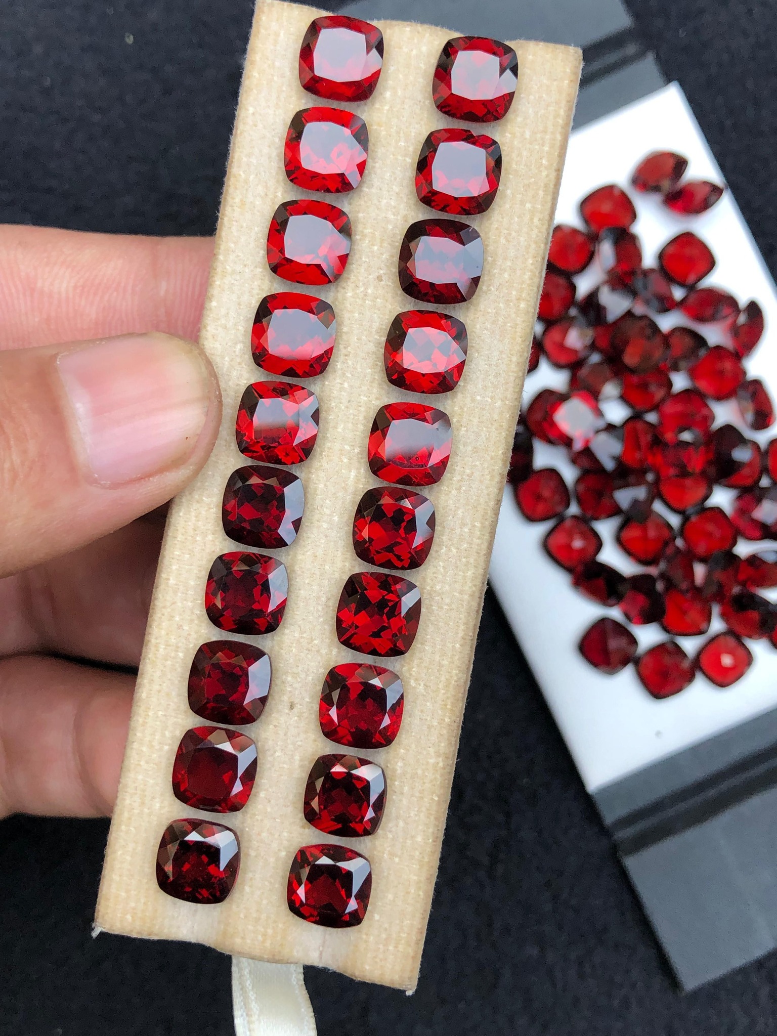 ECER / BORONGAN 1. Natural Red Garnet - Ring Monel Doff HM Size 8 