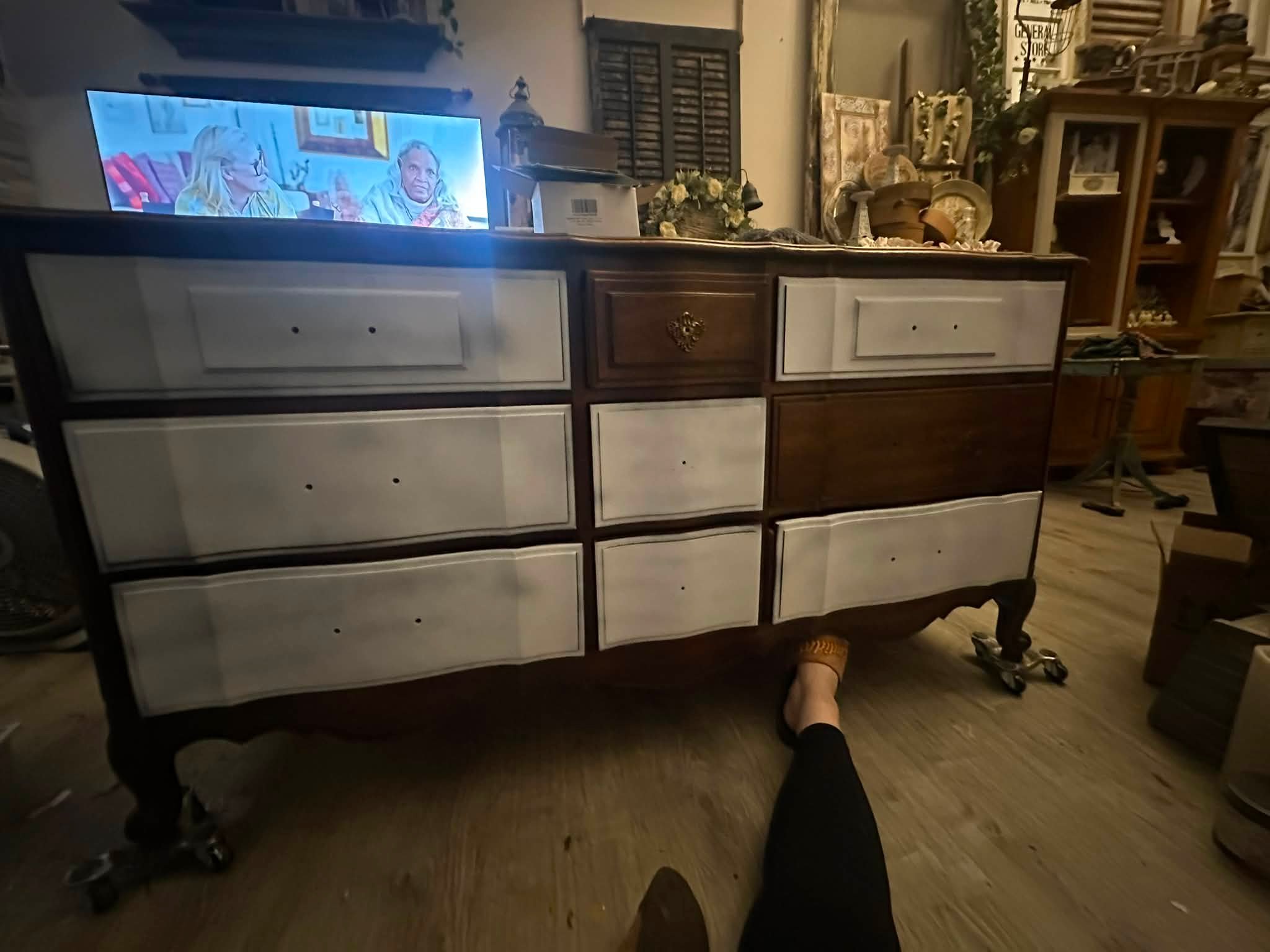 painting brown dresser white Custom project with drawers and dark wood top [CODE: APPSPEEDY14] SPEEDY SHIPPING E Cỡ:XS DISNEY STORE DAISY DUCK