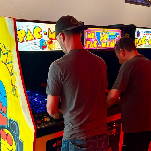 Pac-Mania 1987 arcade game review