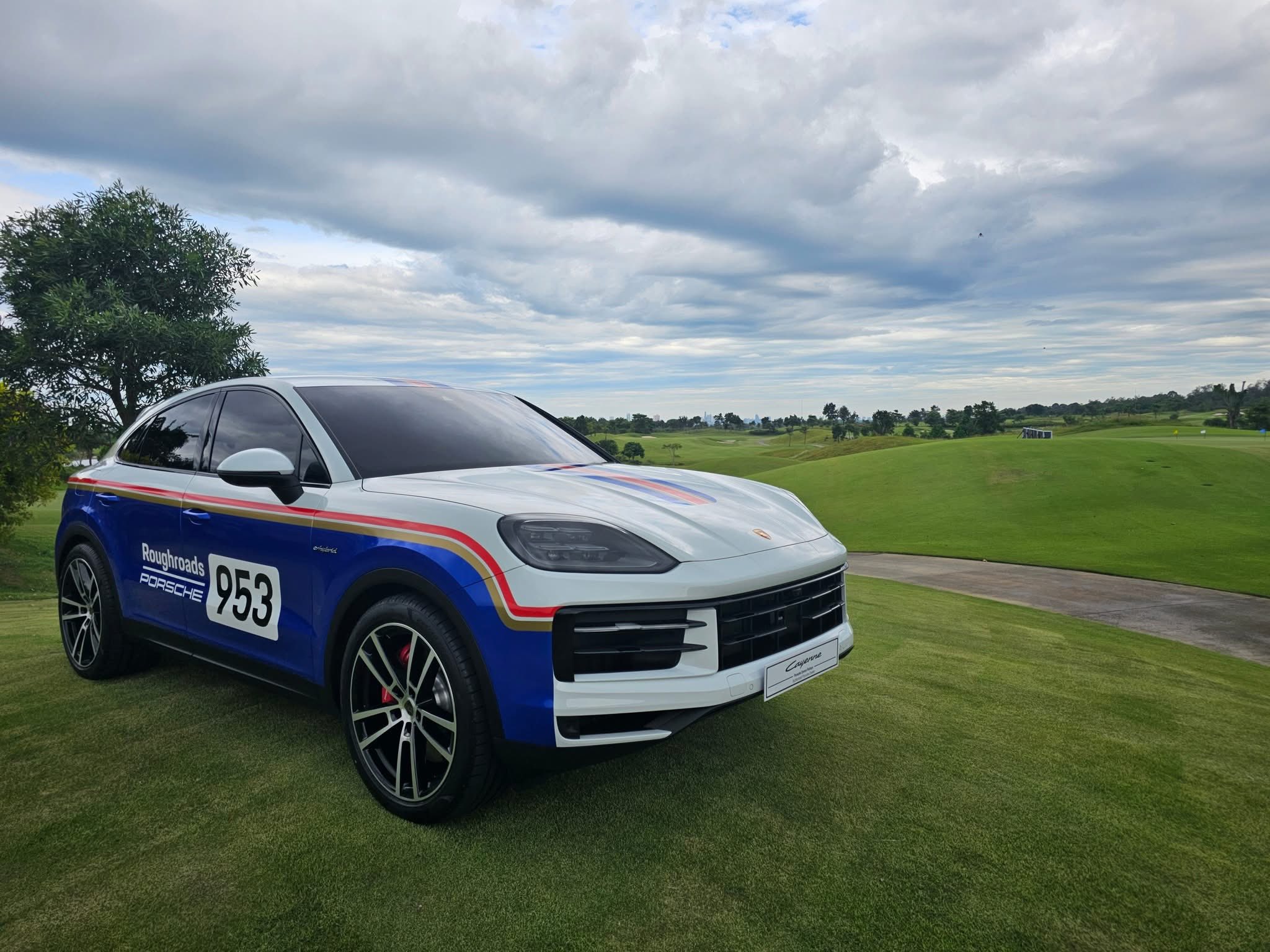 Drive your experience with Like Father, Like Son Golf Tournament 