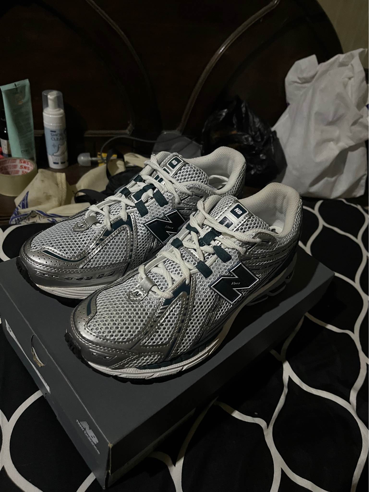 New balance 1906r Deep Ocean Silver sz 42 1x use 99% like a new 