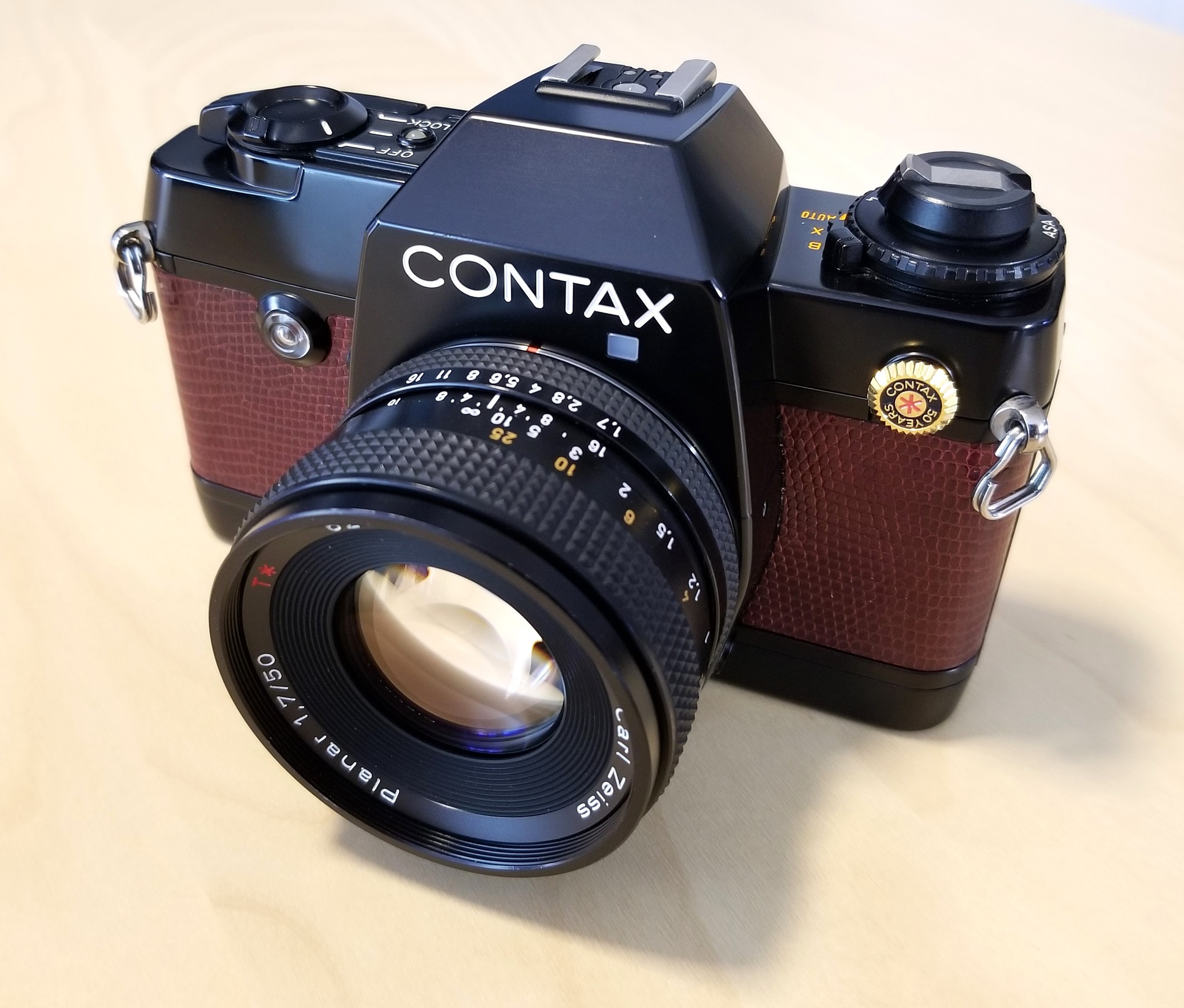 Contax 137 MD Quartz 50th Anniversary Edition (1932-1982