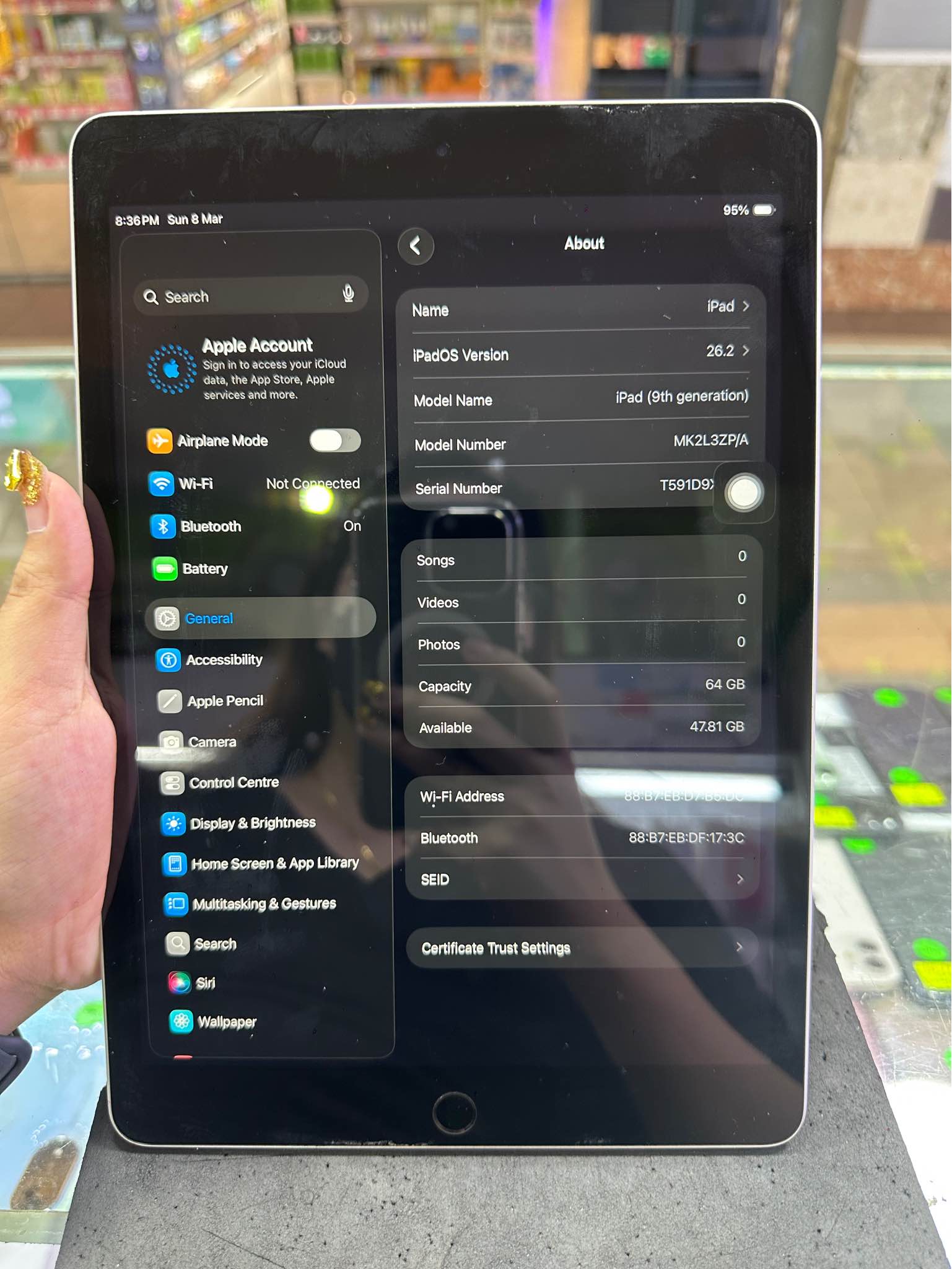 SECOND HAND* *IPAD 9 64GB WIFI ONLY* ✓SUPPORT LATEST IOS 26.2 