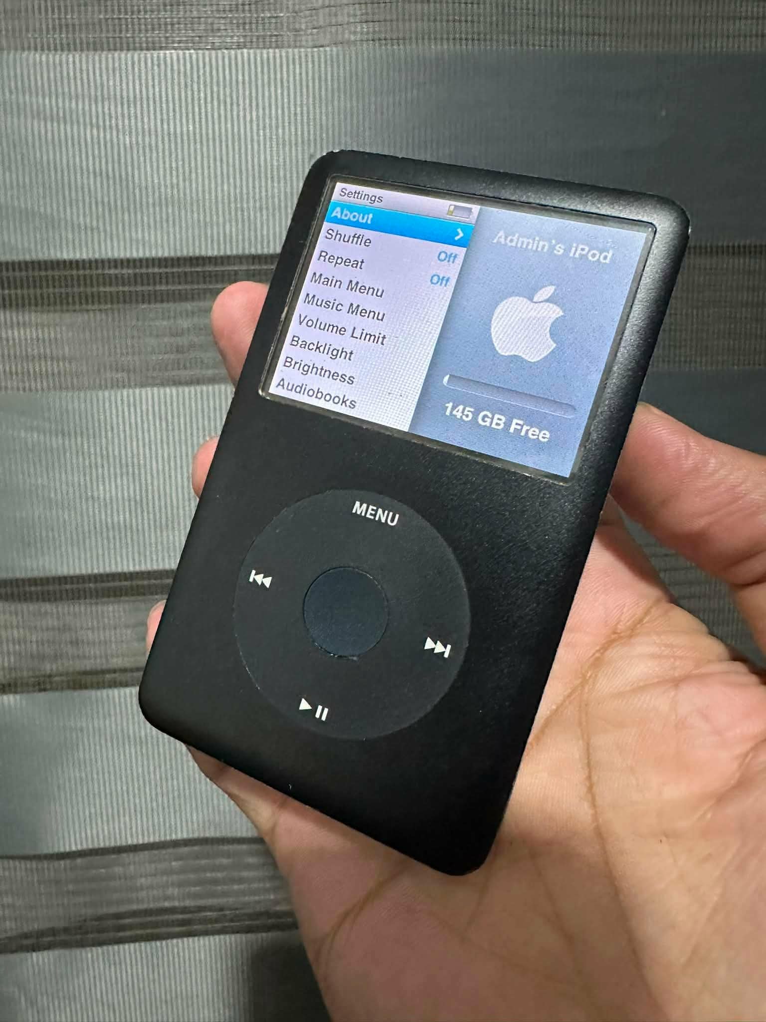 How to identify a genuine 7th gen iPod Classic
