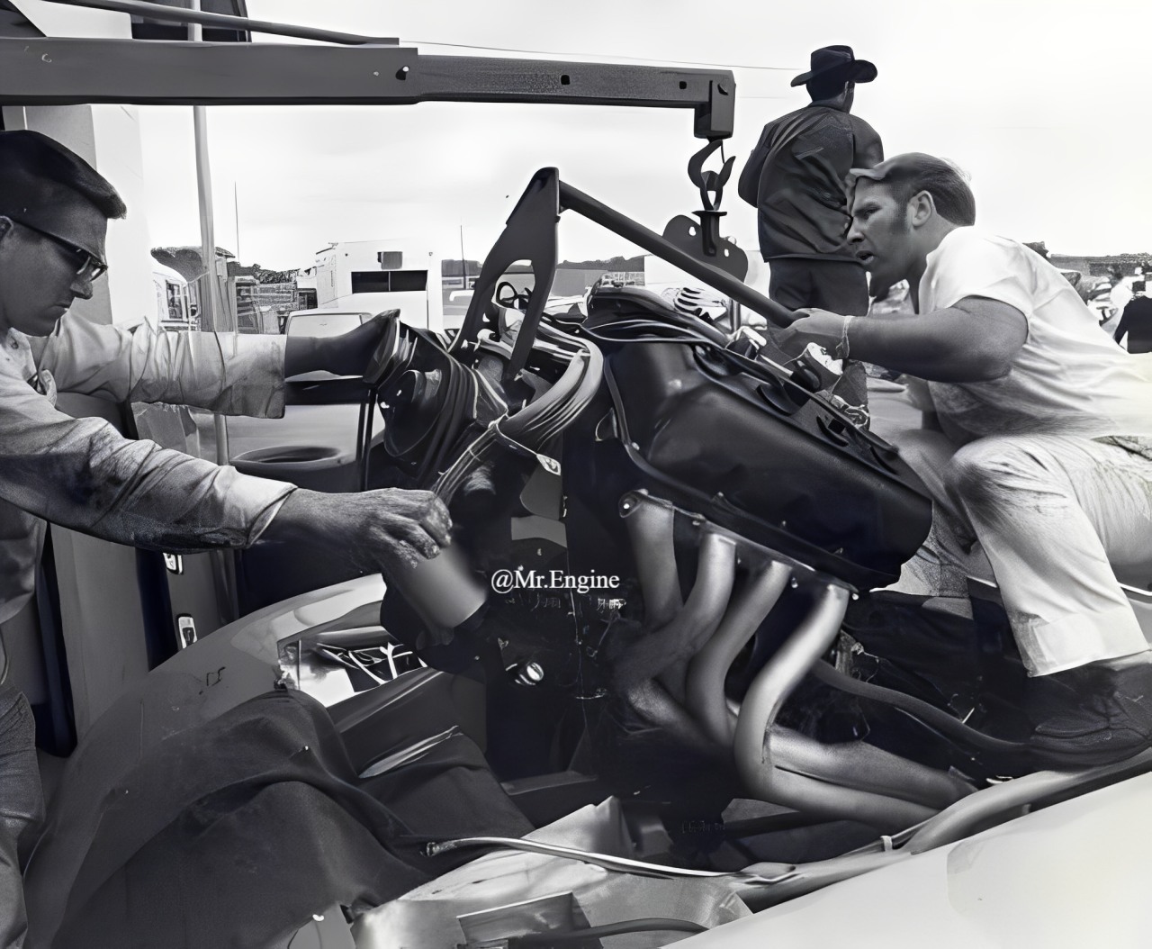 Mr. - Dale Inman, the longtime crew chief and mechanical mastermind ...