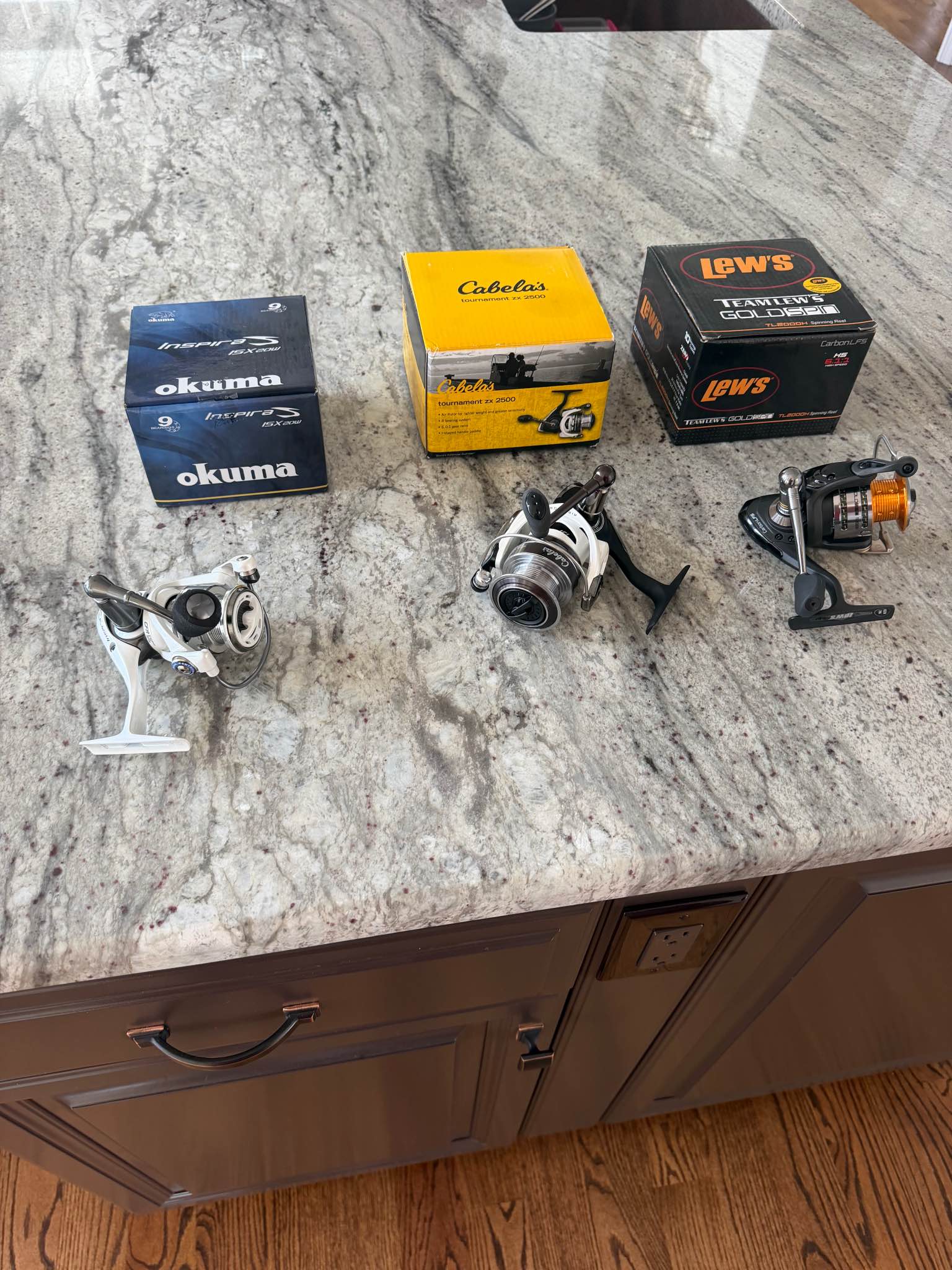 High-quality brand new spinning reel set includes three different