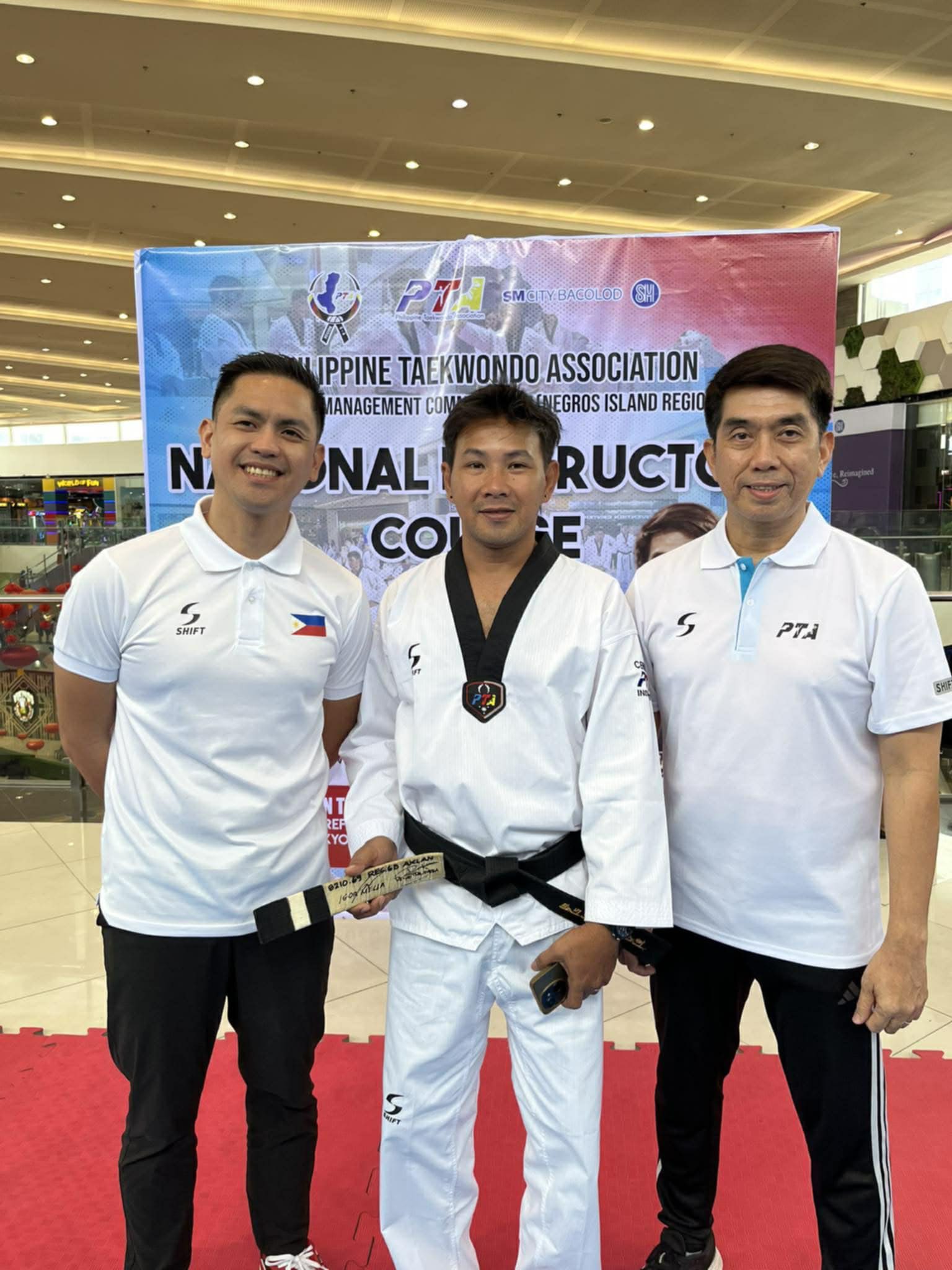 RR Taekwondo... - RR Taekwondo Training Center, elite - AKLAN