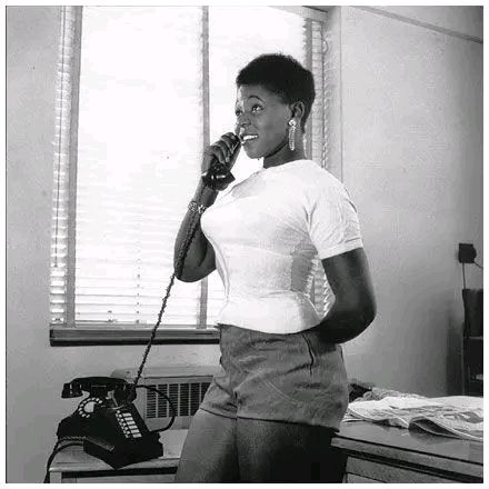 Dorothy Masuka, Zimbabwean musician, born 1935