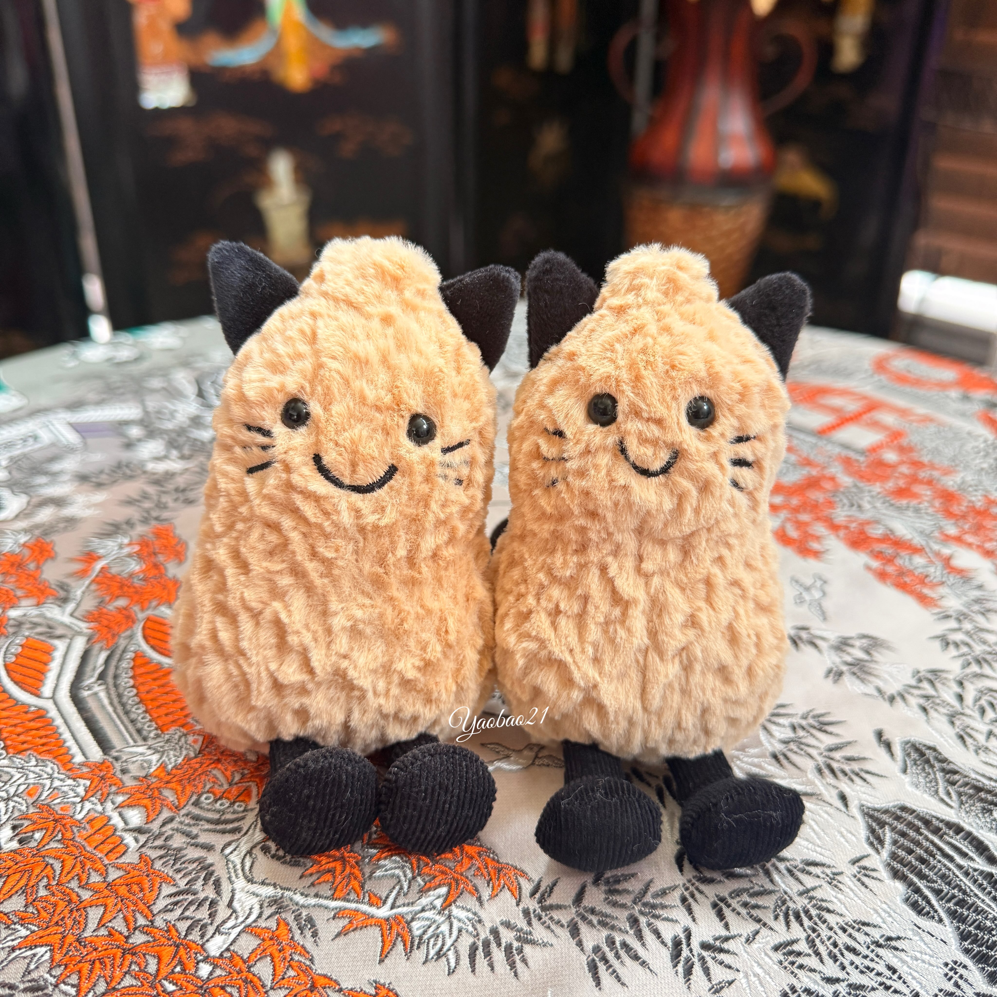 Jellycat Amuseables Peanut 'Cat' 🐈‍⬛🖤🥜 👈2025 👉2026