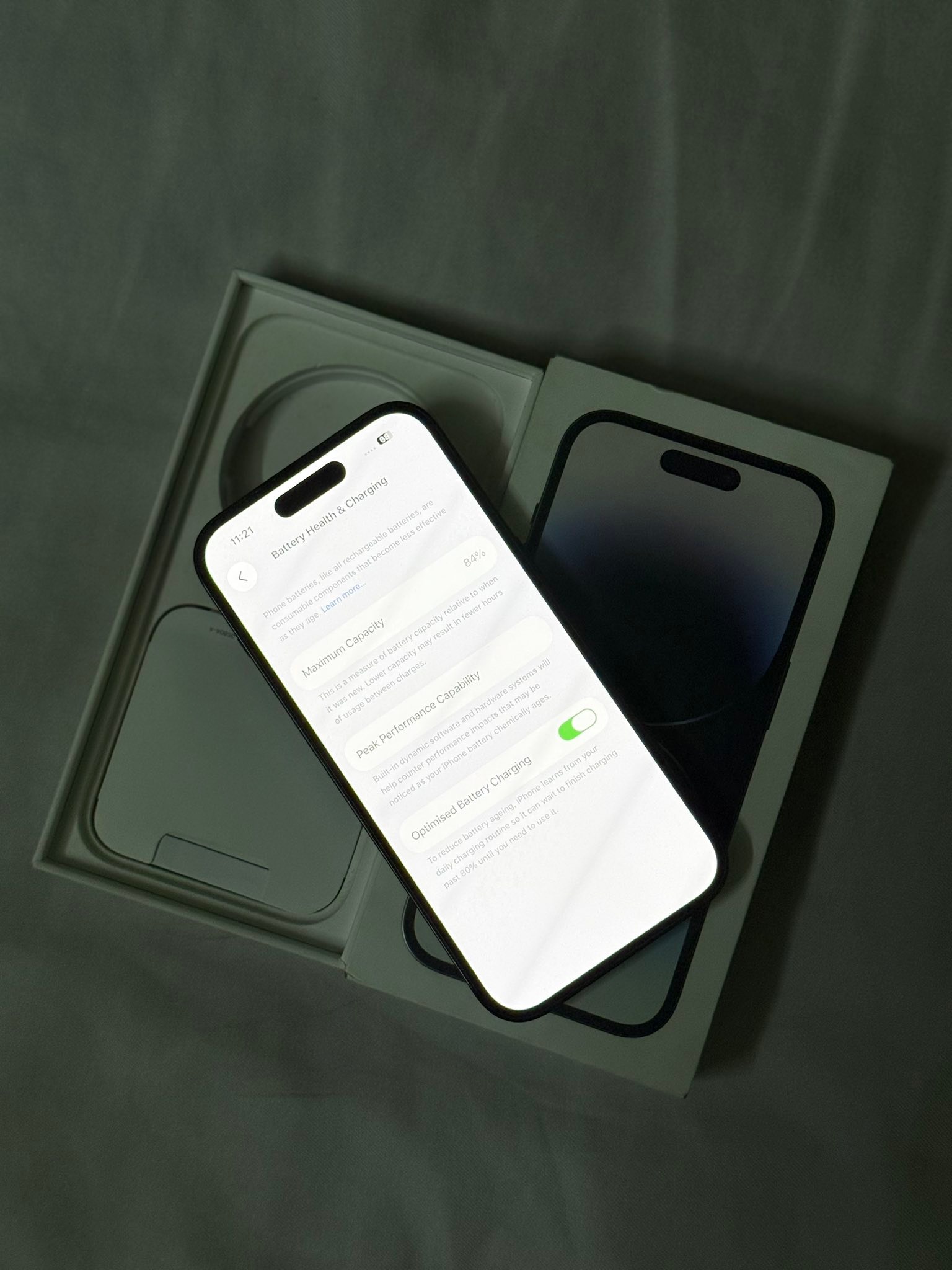 Apple iPhone 14 Pro – 256GB • Storage: 256GB • Battery Health: 84 