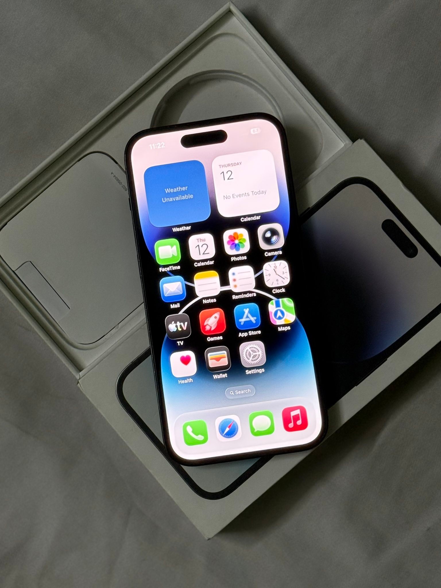 Apple iPhone 14 Pro – 256GB • Storage: 256GB • Battery Health: 84 
