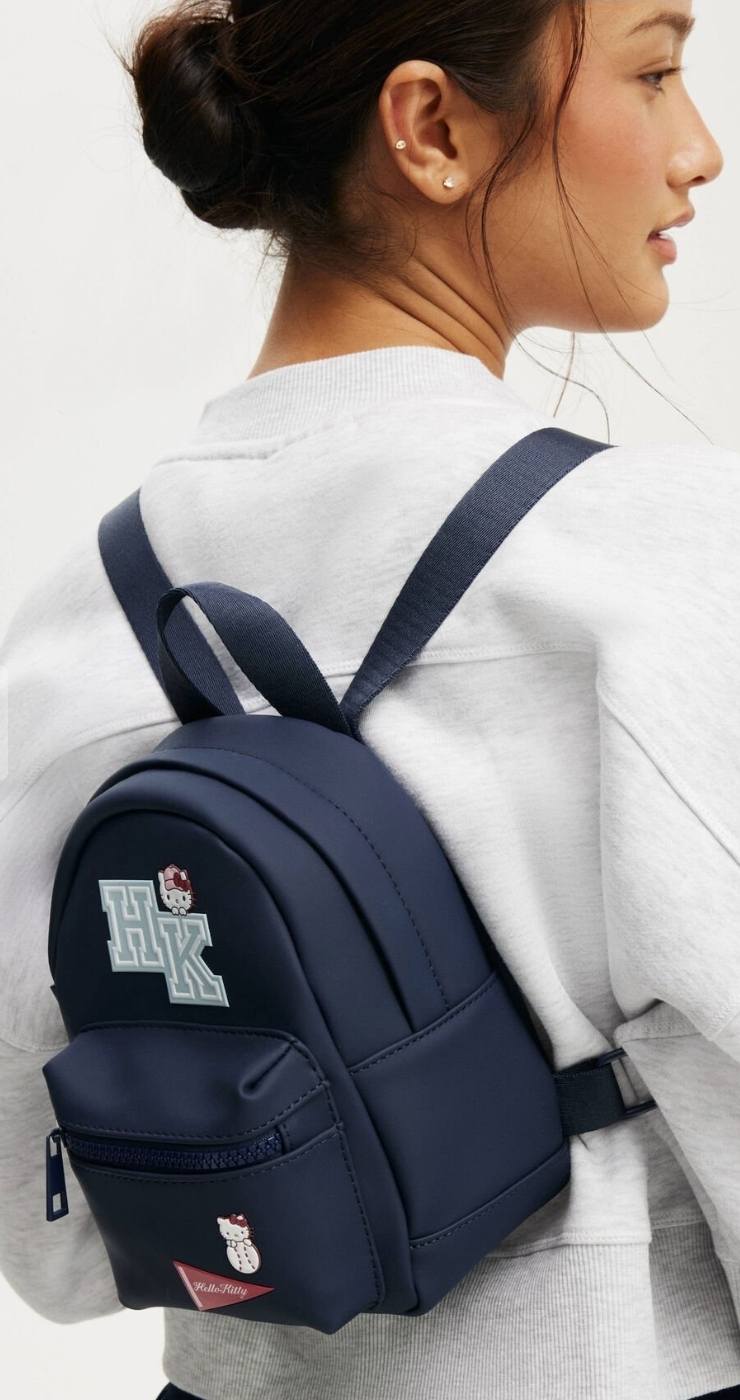 cotton on mini backpack Terra Thread Organic Zem phone and keys in its front pocket! O'Neill Valley Floral Cotton Mini