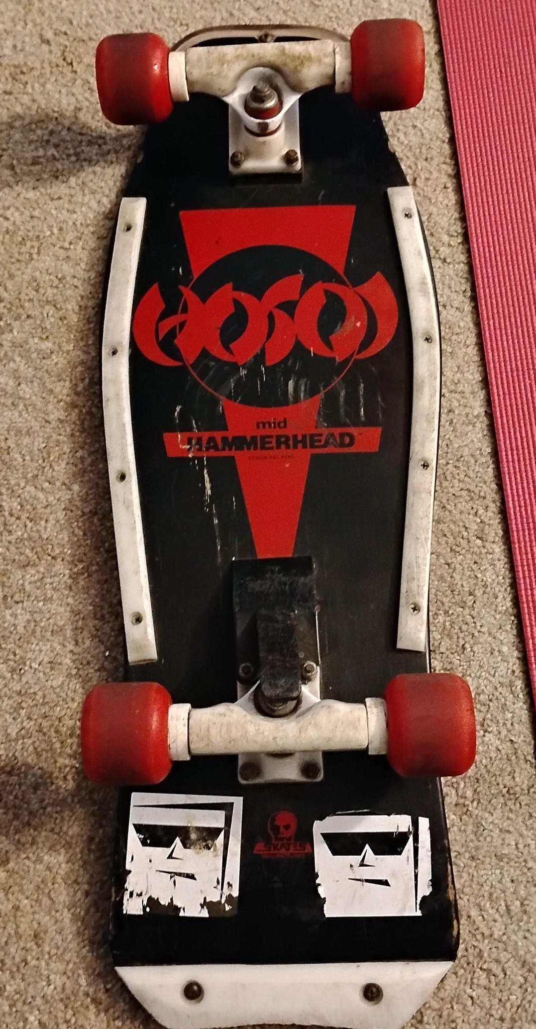 Scored vintage Simms Kamikaze skateboard at Hawaii garage sale