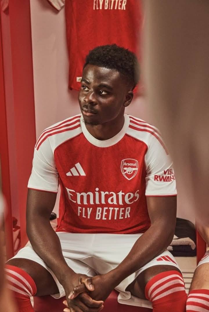 Arsenal unveils 2025/26 home kit with classic red and white design